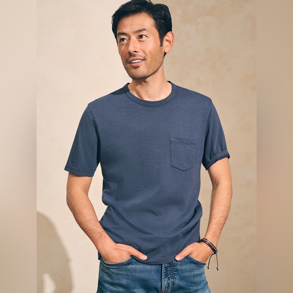 Faherty T-Shirt Mens M Sunwashed Organic Cotton Pocket Short Sleeve